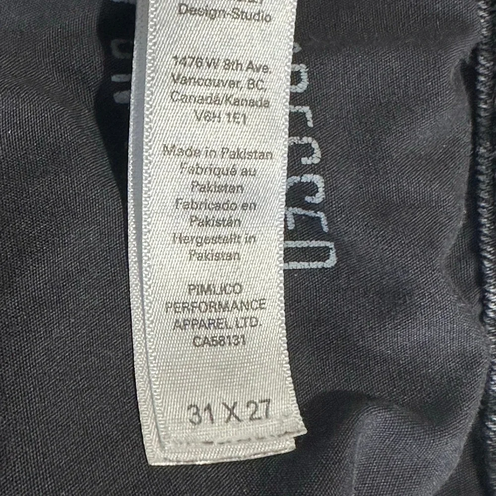 DU/ER Sz 31x27 Straight Leg Performance Denim Jeans Washed Black CoolMax Stretch